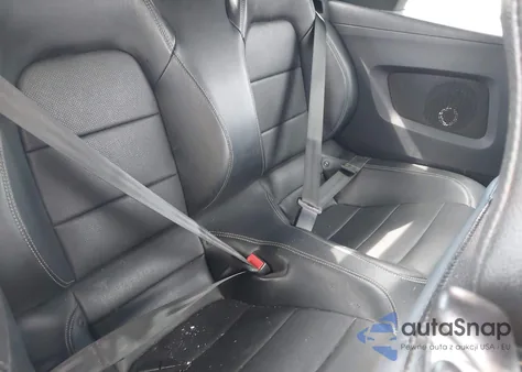 2019 Ford Mustang Ecoboost Premium z USA, uszkodzony, nr VIN 1FATP8UH4K5181641